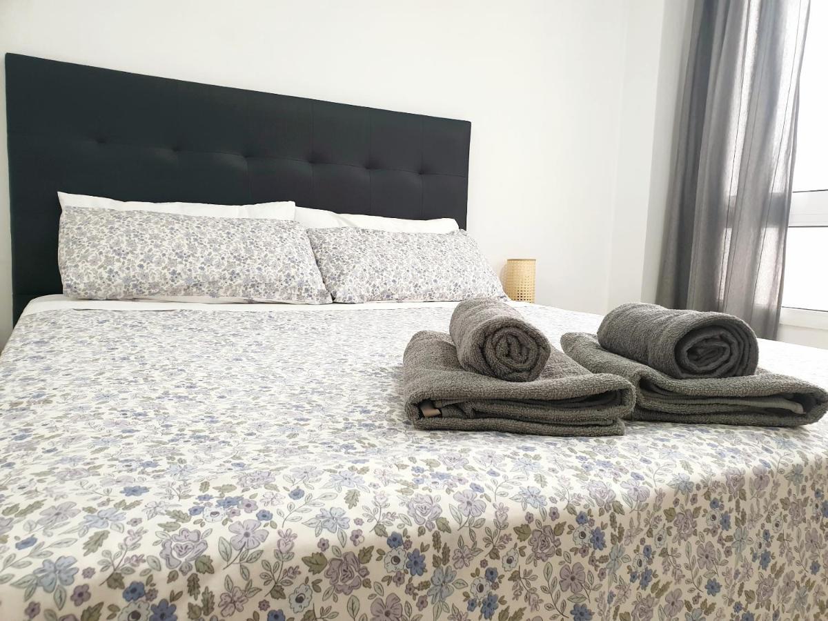 Economical Homes In Center Malaga Zewnętrze zdjęcie